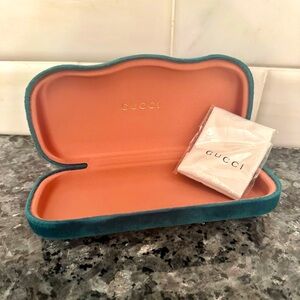 Gucci sunglasses case and dust cloth. Mint condition.